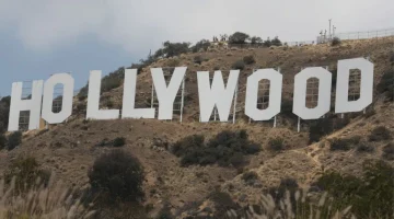 Estrelas Peculiares: Conheça os 5 Atores Famosos Mais Excêntricos de Hollywood